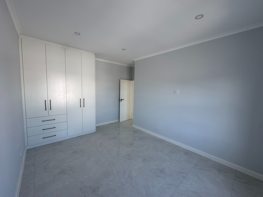 4 Bedroom Property for Sale in Sandown Western Cape